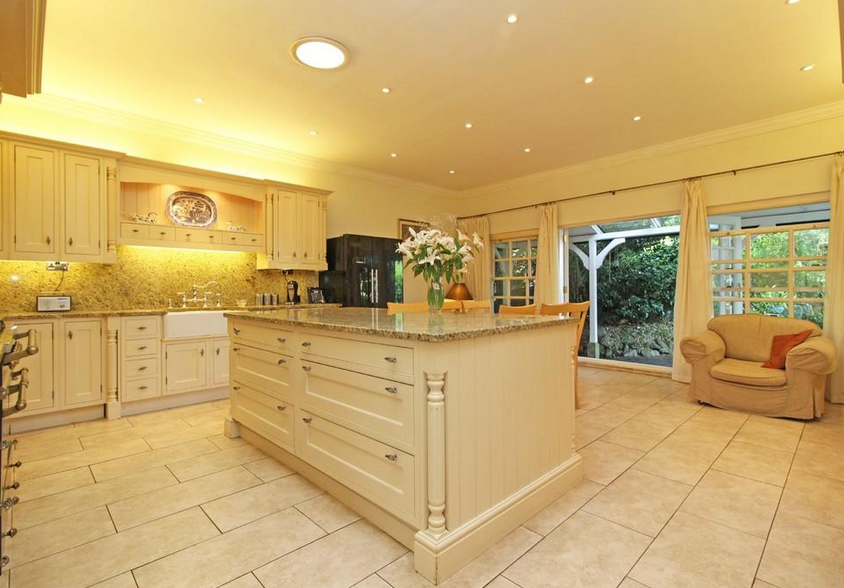 Characterful homes for sale in Cardiff